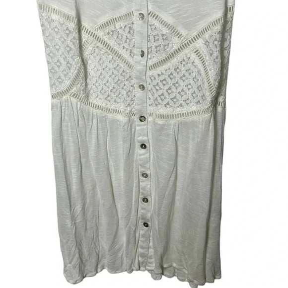 KOY RESORT WHITE SM, crochet ,button front beach cover, deep V-neck - Picture 13 of 13